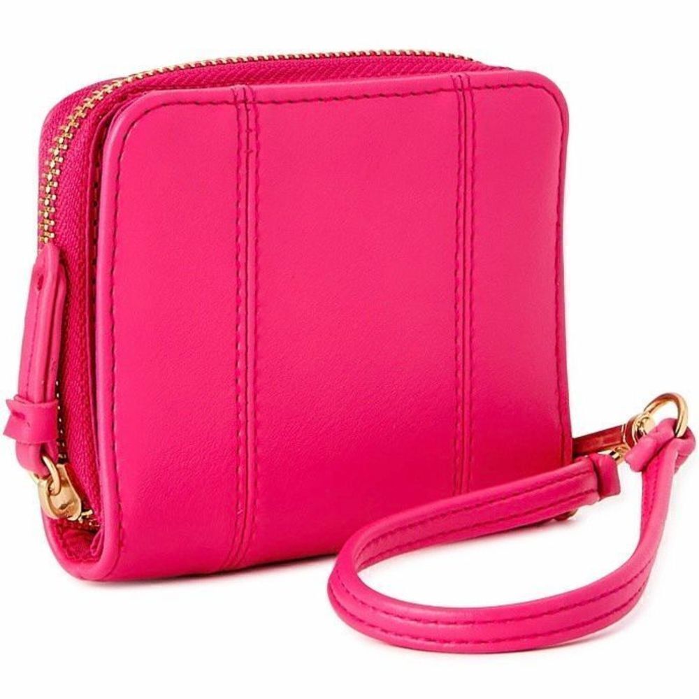 NWT No Boundaries Cute Women's Pink No Boundaries Camila Wrist Wallet